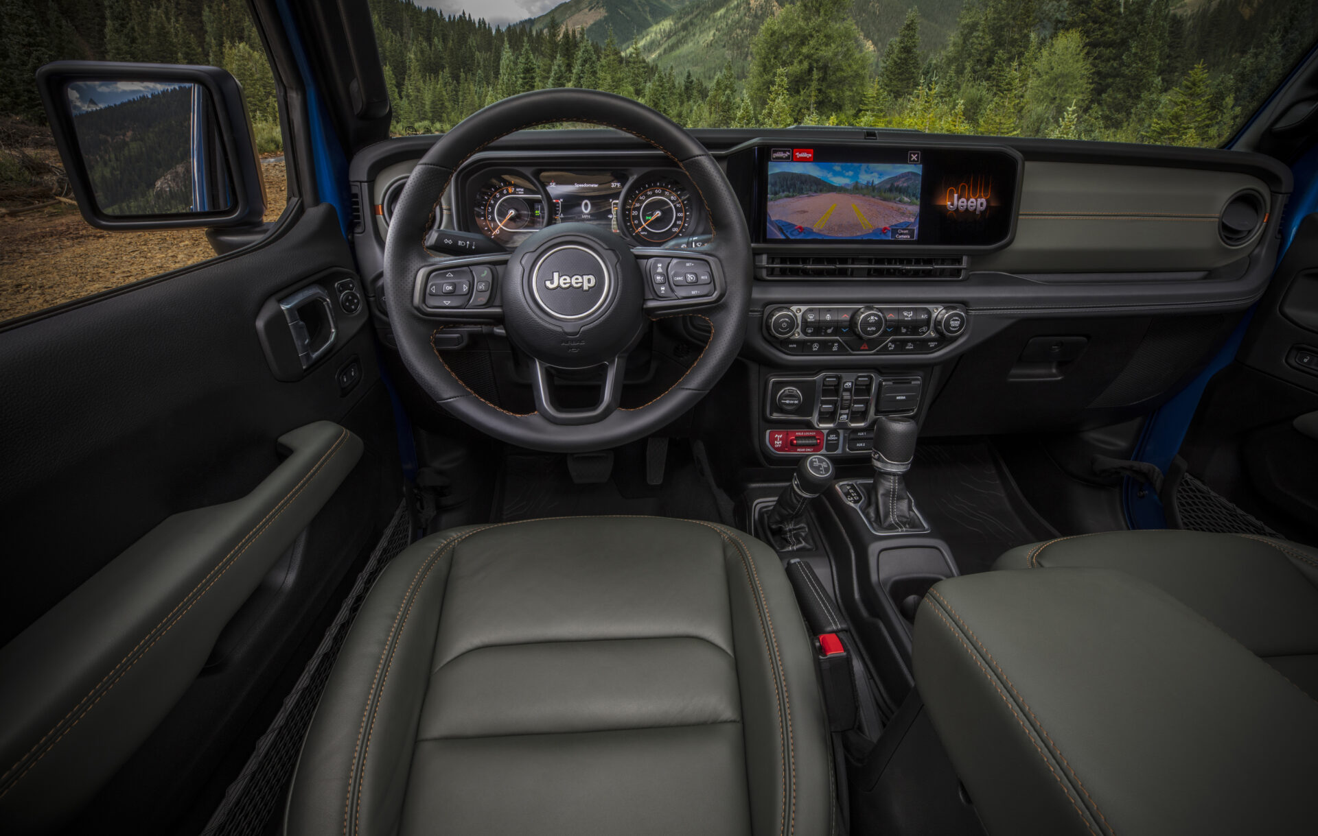 2026 04 27 Jeep Gladiator intérieur